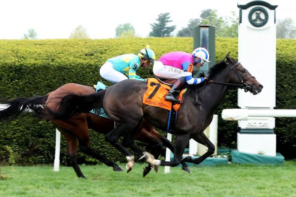 Evan Harlan wins at Keeneland